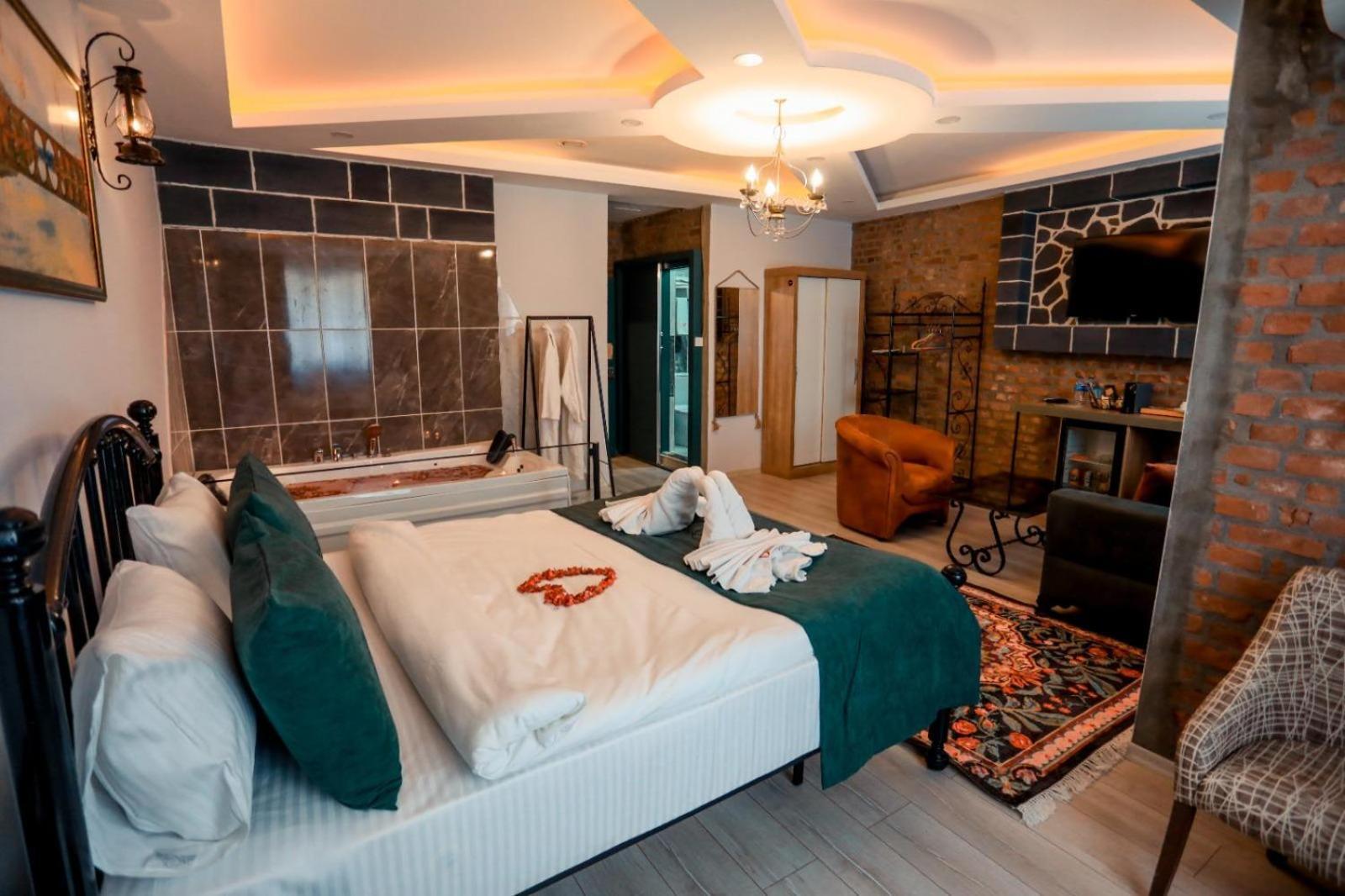 Hasuni Tas Hotel 迪亚巴克尔 外观 照片